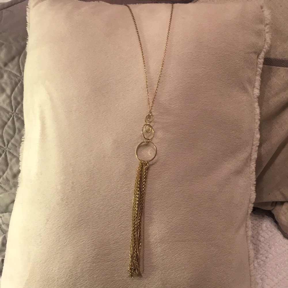 Sparkling necklace